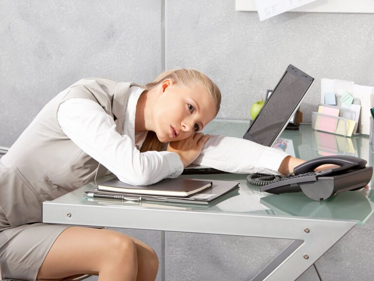 Как справиться с апатией после отпуска - nicetry.blog