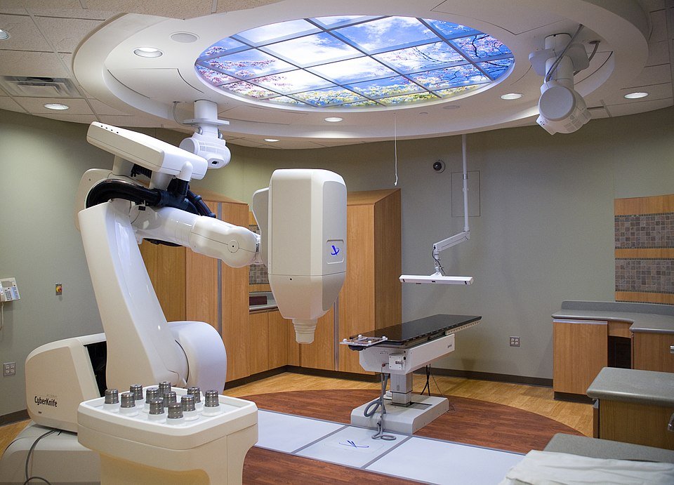 Роботизированная установка CyberKnife — стереотаксическая радиохирургия и искусственный интеллект в онкологии - nicetry.blog